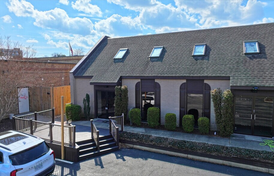 More Photos Of 1630 Braeburn Dr, Salem Office For Sale