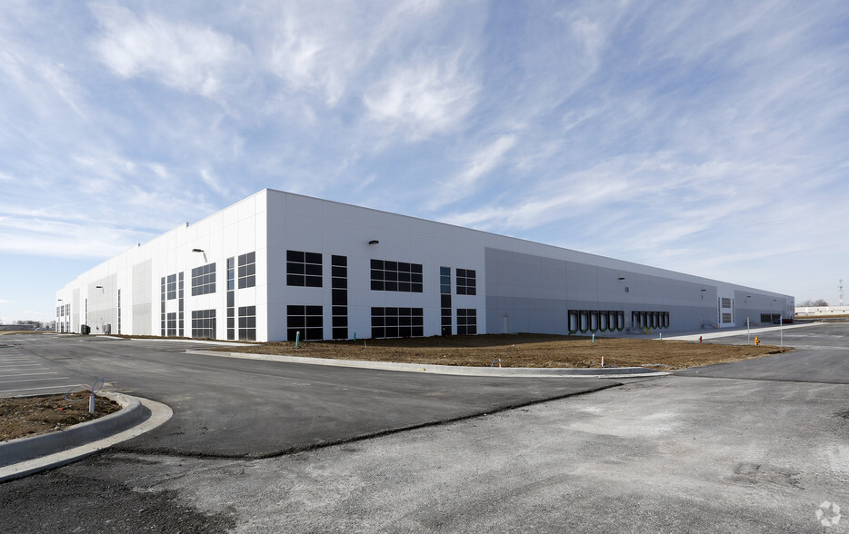 Primary Photo Of 650 Commerce Parkway East Dr, Greenwood Warehouse For Lease