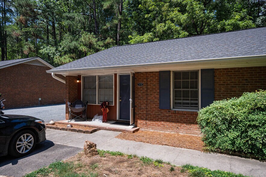 More Photos Of 547 Cedar Lake Rd, Chapel Hill Multifamily For Sale