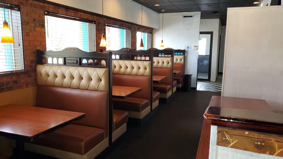 More Photos Of 851 S Garfield, Traverse City General Retail For Sale