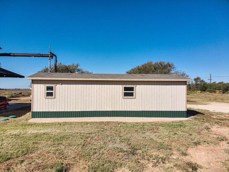 More Photos Of 7007 Farm to Market 846, Knott Office For Sale