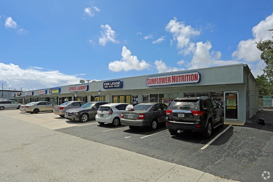 More Photos Of 2118-2138 Okeechobee Blvd, West Palm Beach Unknown For Lease