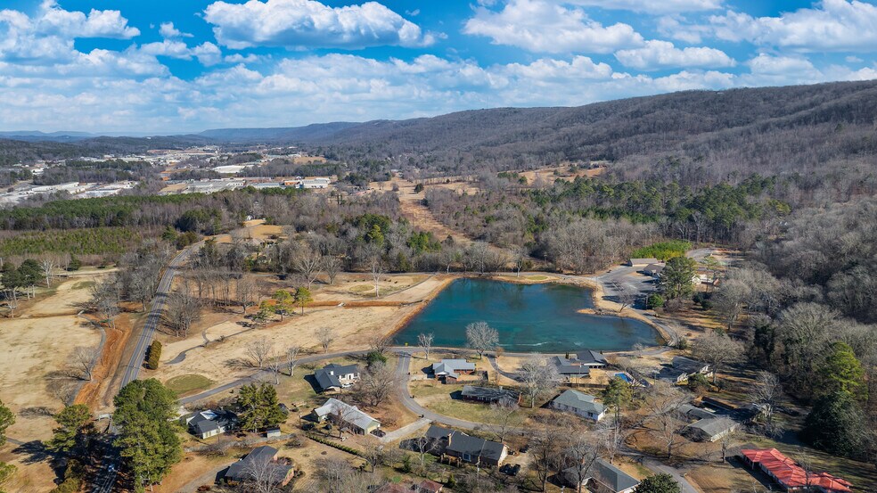 More Photos Of 502 Crystal Lake Dr NE, Fort Payne Golf Course Driving Range For Sale