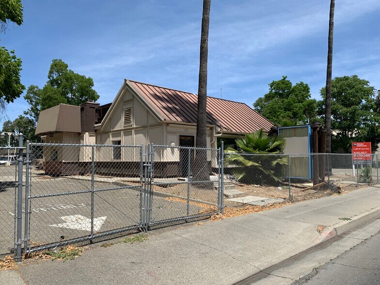 More Photos Of 105 Main St, Woodland Fast Food For Sale