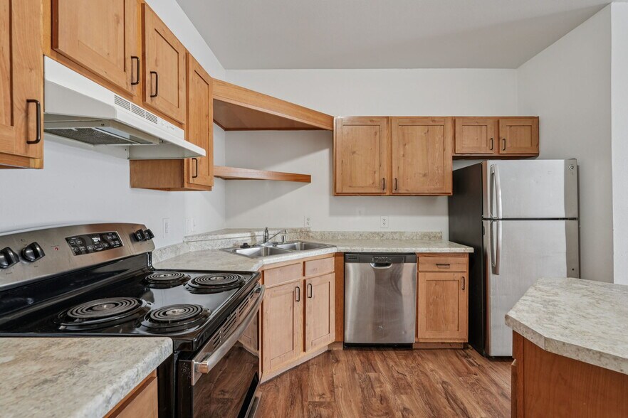 More Photos Of 134 Main St, Racine Apartments For Sale