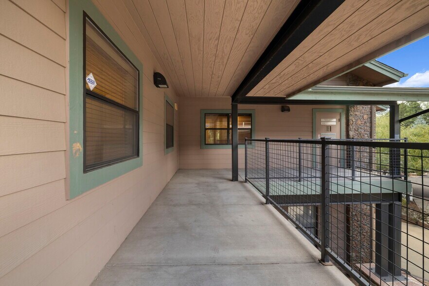More Photos Of 1600 W University Ave, Flagstaff Medical For Sale