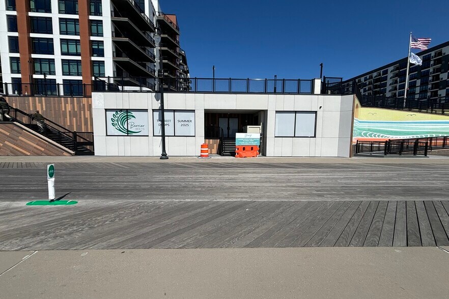 More Photos Of 100-190 E Broadway, Long Beach Apartments For Lease