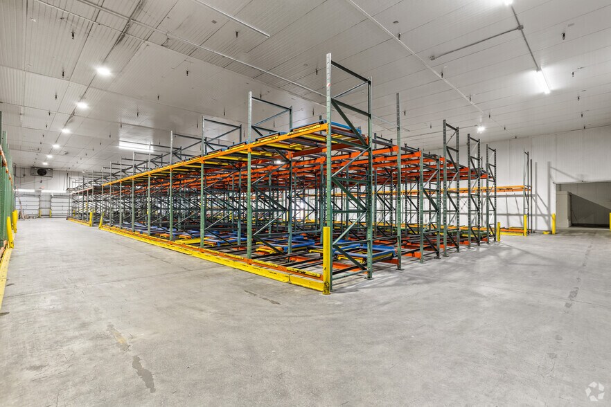 More Photos Of 4003 Seminole Pratt Whitney Rd, City Of Westlake Refrigeration Cold Storage For Lease