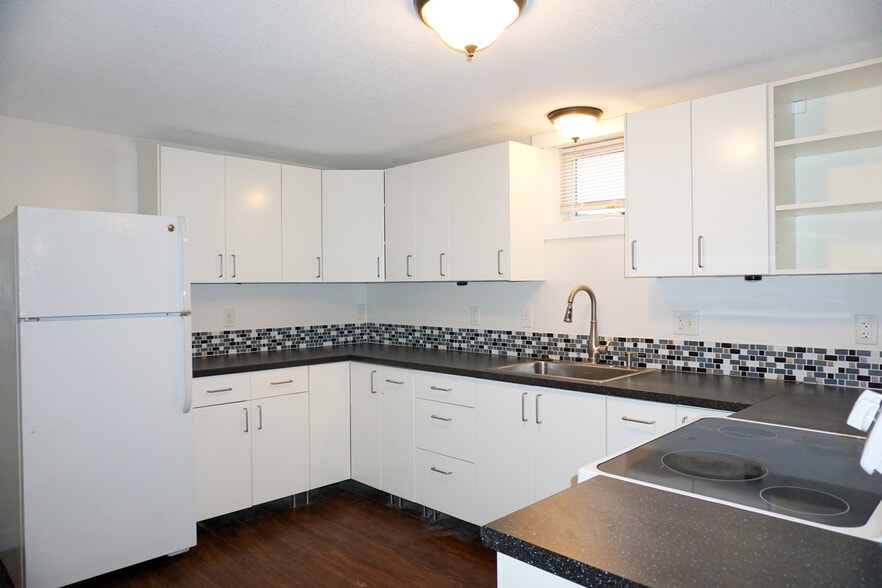 More Photos Of 2800 Stevens Ave, Minneapolis Apartments For Sale