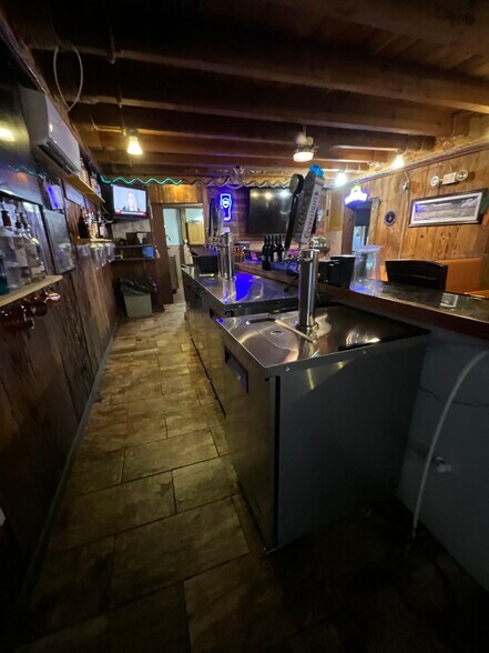 More Photos Of 4835 Cortez Blvd, Spring Hill Restaurant For Sale