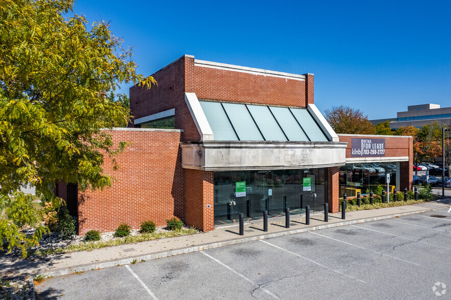 Primary Photo Of 350 E Gude Dr, Rockville Bank For Lease