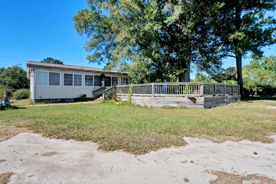 More Photos Of 102 Riverview Dr, Leland Land For Sale