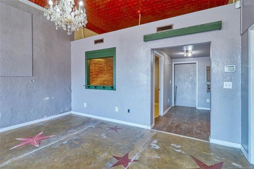 More Photos Of 37-45 E Foley St, Eufaula Storefront For Sale