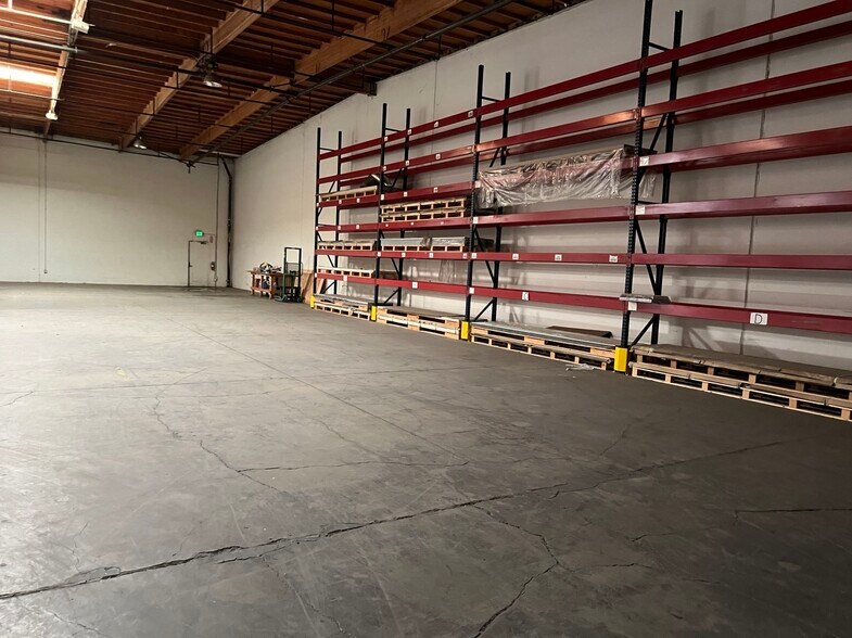 More Photos Of 1461 S Balboa Ave, Ontario Warehouse For Lease