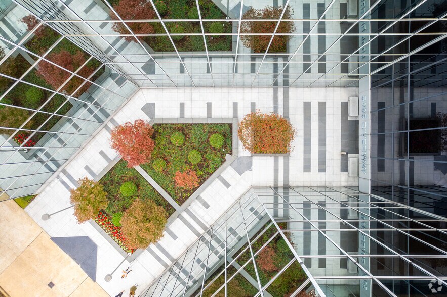 More Photos Of 5005 Riverway Dr, Houston Office For Lease