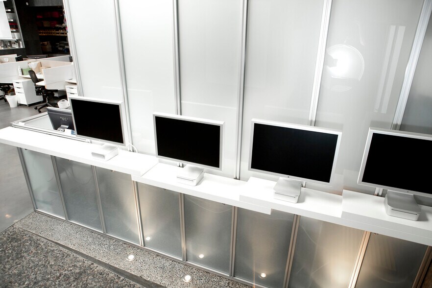 More Photos Of 3459 Motor Ave, Los Angeles Loft Creative Space For Lease