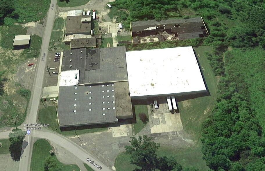 More Photos Of 40 Railroad Ave, Rushville Manufacturing For Sale