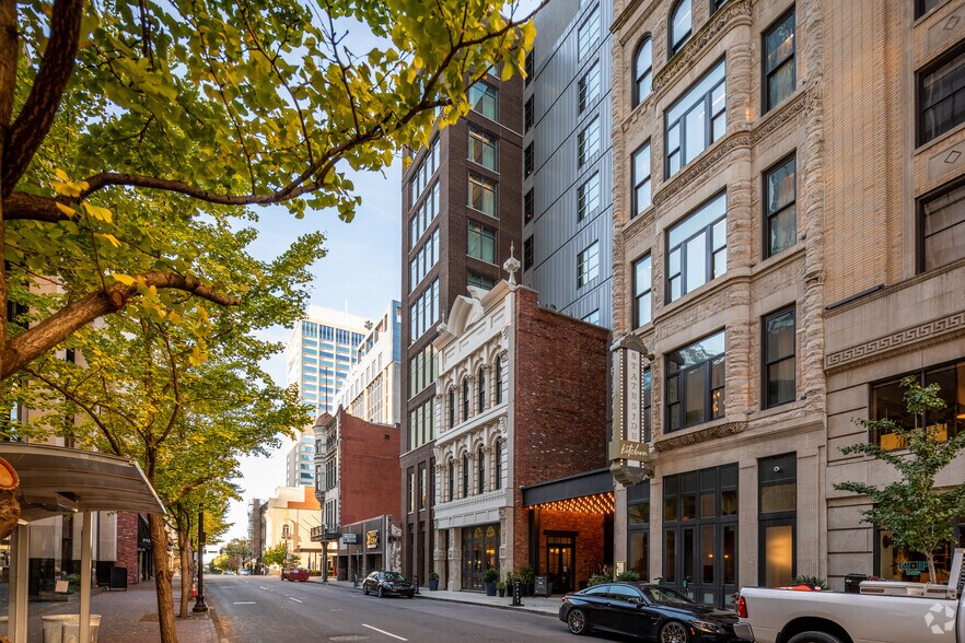 More Photos Of 210 4th Ave N, Nashville Hotel For Lease