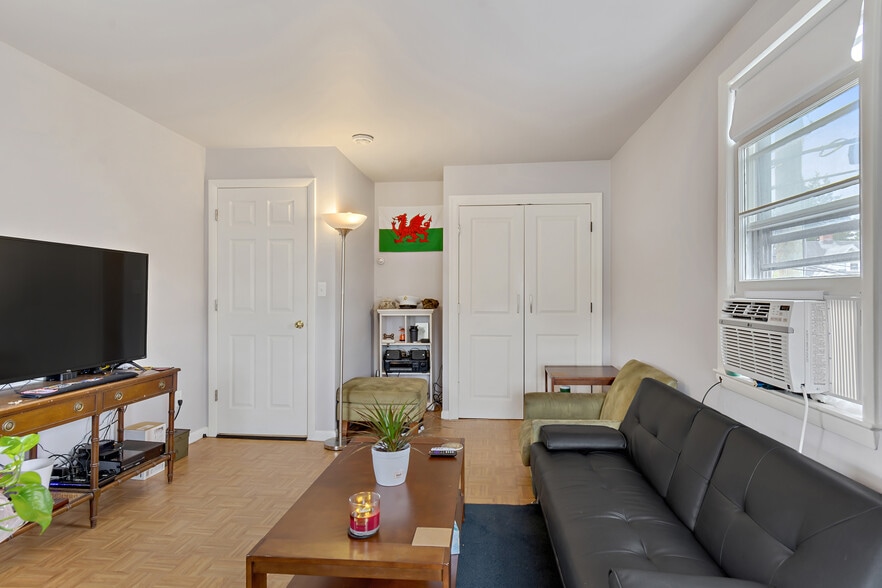 More Photos Of 180 Madison Ave, Port Chester Office For Sale