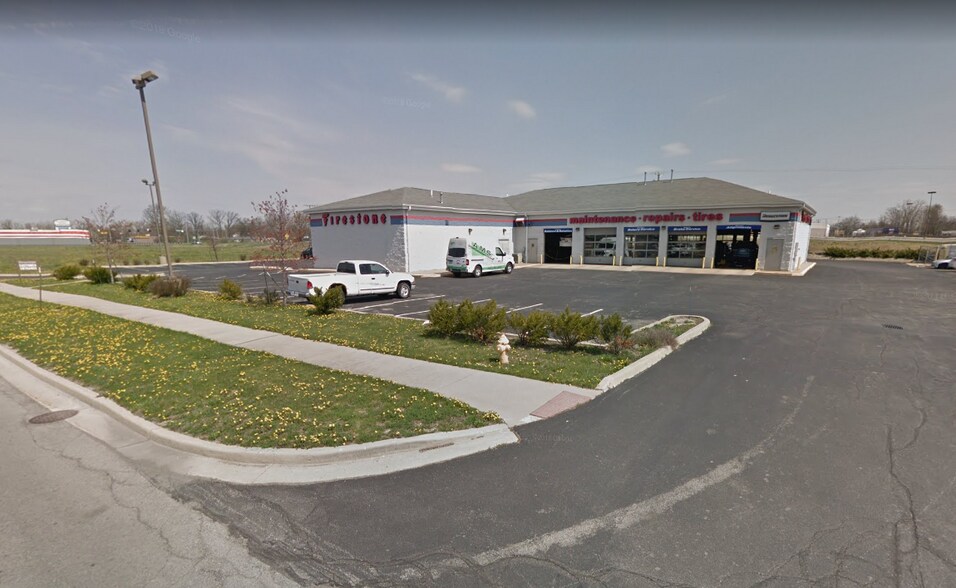 More Photos Of 7811 Southtown Crossing Blvd, Fort Wayne Auto Repair For Sale