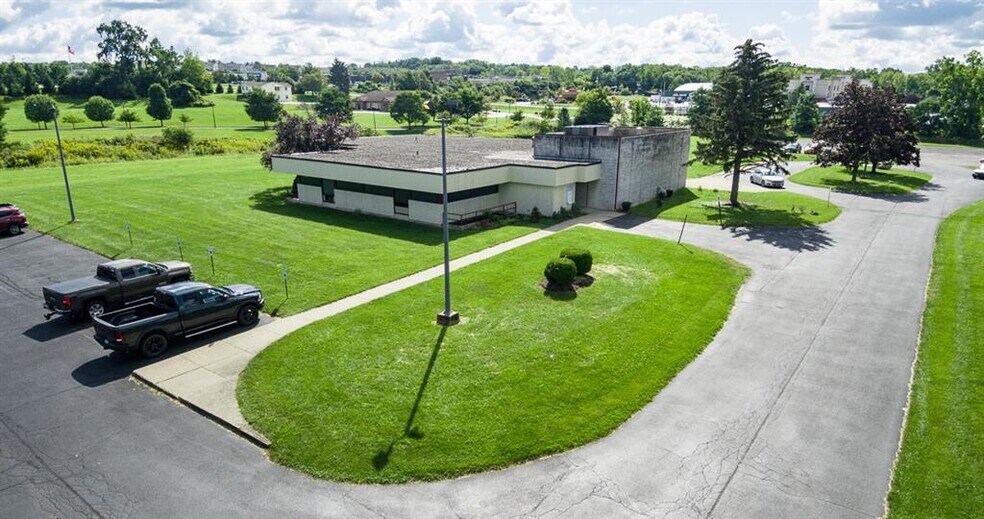 More Photos Of 4500 Millennium Dr, Geneseo Medical For Sale