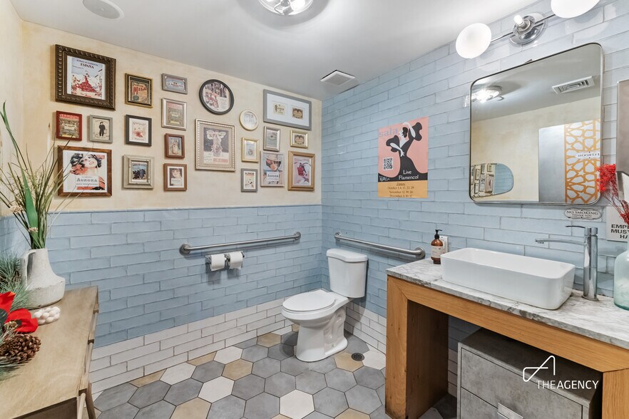 More Photos Of 34-39 31st St, Long Island City General Retail For Sale