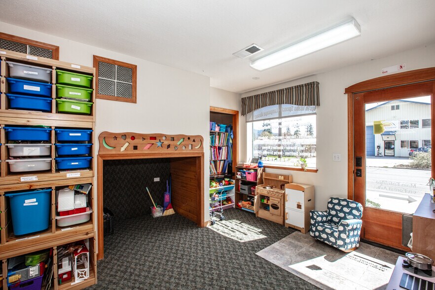 More Photos Of 724 Pine St, Sandpoint Office Residential For Sale