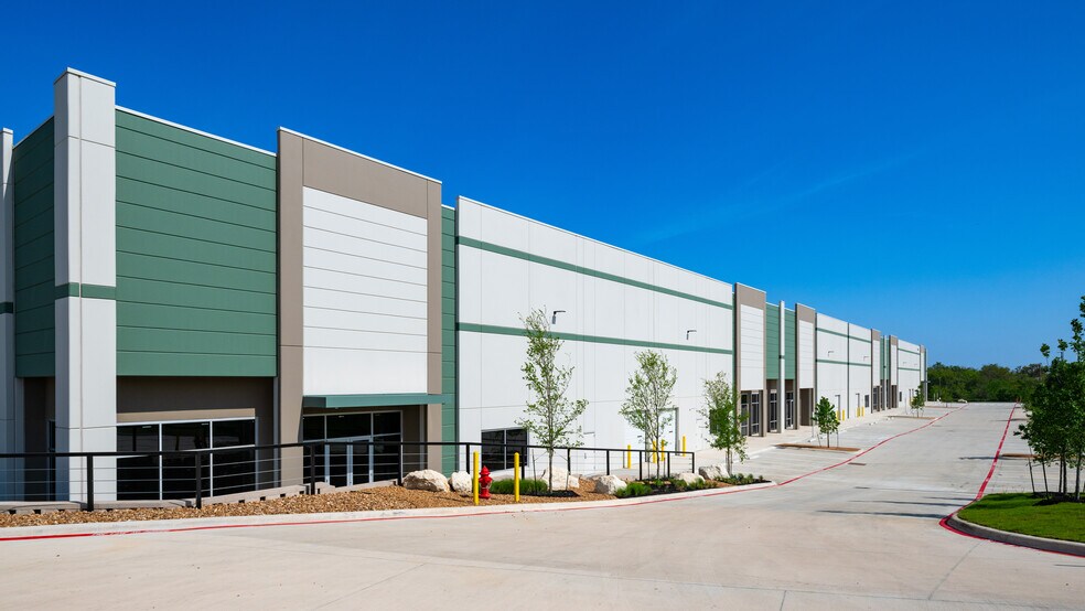 Primary Photo Of 13644 Toepperwein Rd, Live Oak Unknown For Lease