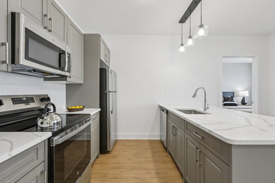 More Photos Of 110 Bergen Tpke, Little Ferry Apartments For Lease