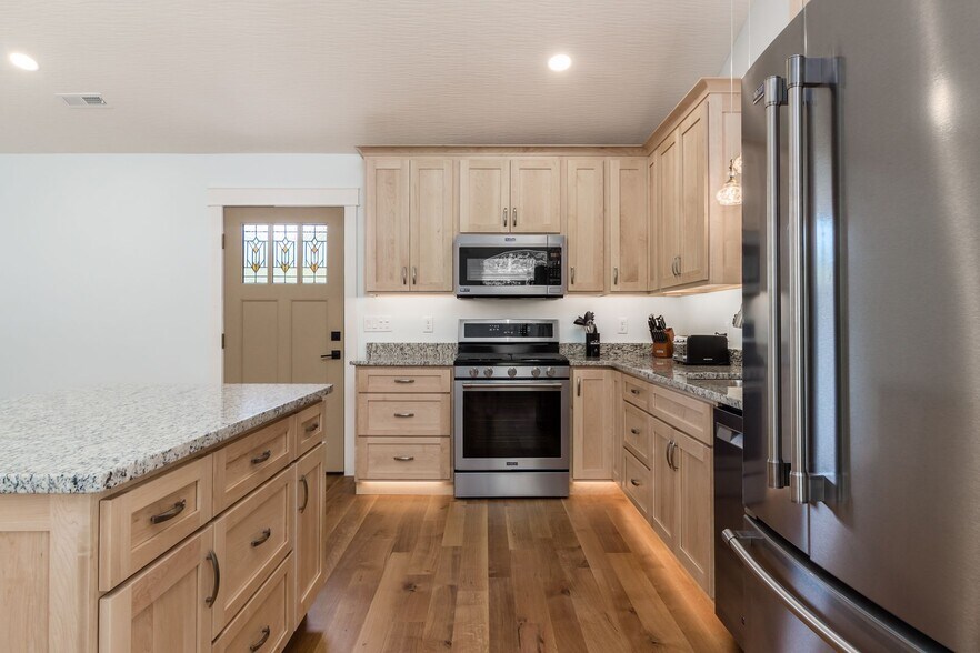 More Photos Of 16012 OH-678, Rockbridge Lodge Meeting Hall For Sale