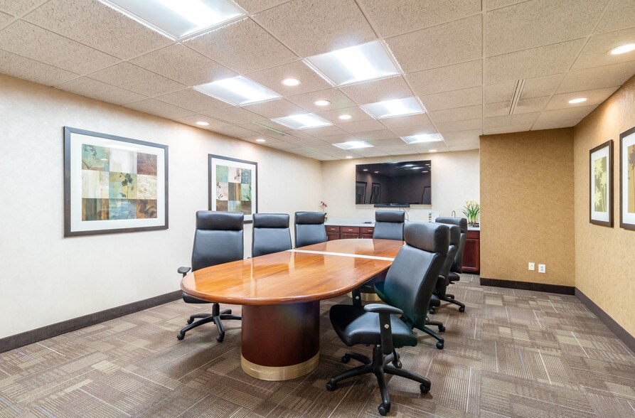 More Photos Of 6500 S Quebec St, Englewood Medical For Sale