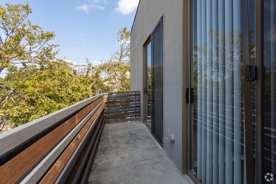 More Photos Of 7570-7610 Skillman St, Dallas Apartments For Sale