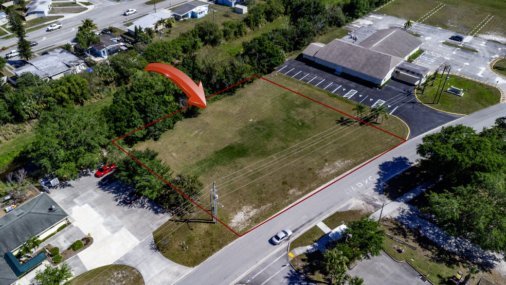 Primary Photo Of SW Ravenswood Ln, Port Saint Lucie Land For Sale