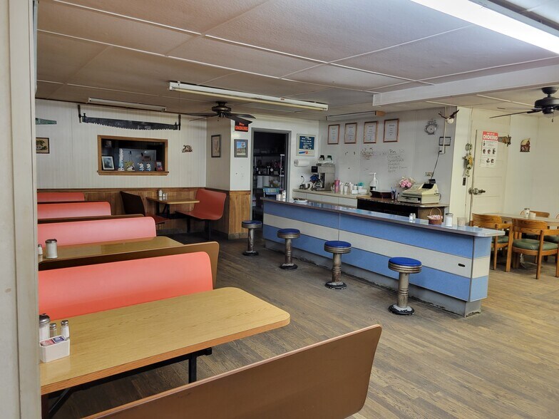 More Photos Of 8955 Swamp Rd, Waterville Restaurant For Sale