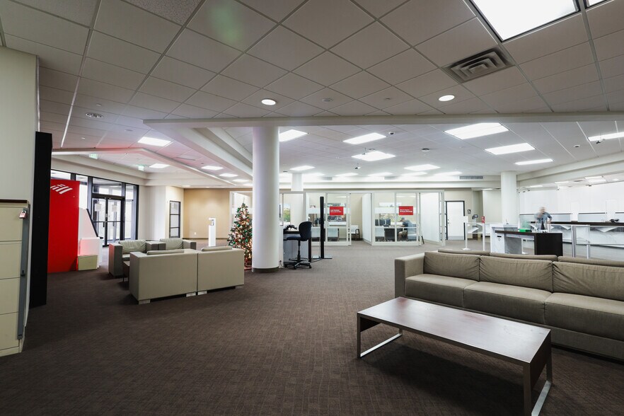 More Photos Of 4000 Garth Rd, Baytown Medical For Sale