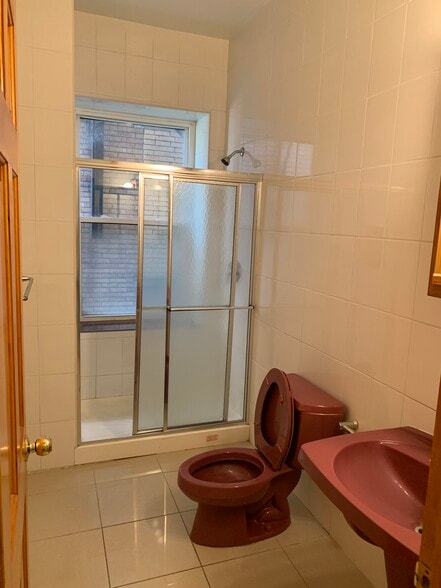 More Photos Of 125 Stratford Ave, Pittsburgh Apartments For Sale