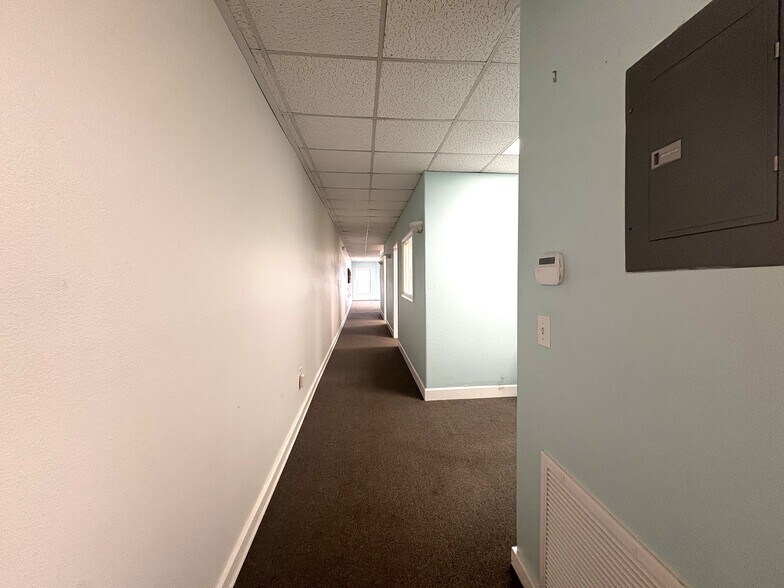 More Photos Of 1240 Rockledge Blvd, Rockledge Office For Lease