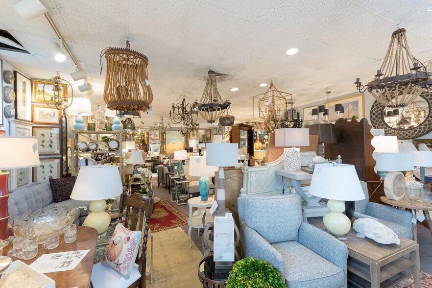 More Photos Of 111 Cherry St, New Canaan Storefront Retail Office For Lease