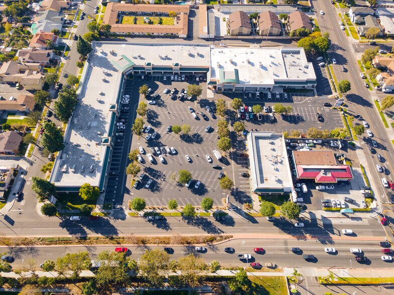 More Photos Of 3150-3170 W Lincoln Ave, Anaheim Freestanding For Lease