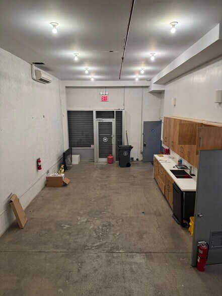 More Photos Of 346 Grand St, Brooklyn Apartments For Lease