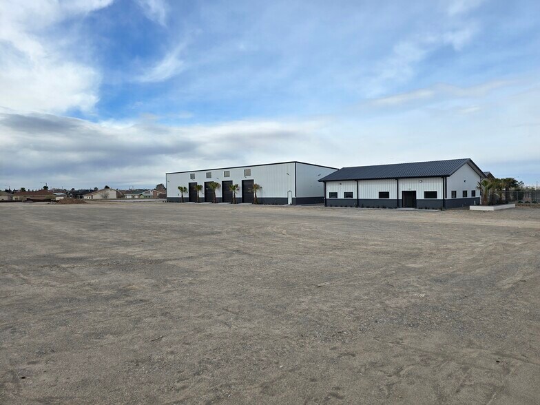 More Photos Of 14372 Rudi Kuefner, Horizon City Industrial For Sale