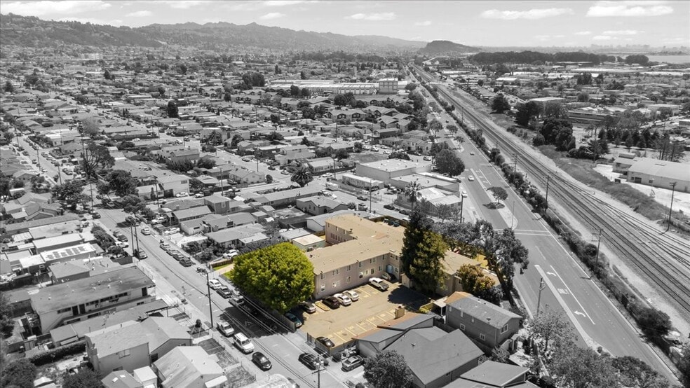 More Photos Of 2520 Ohio Ave, Richmond Apartments For Sale