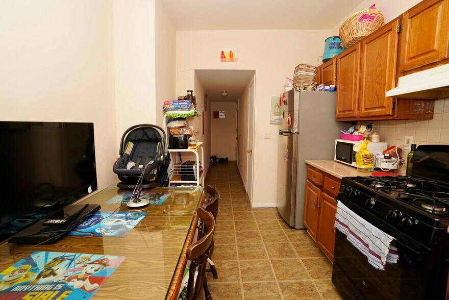 More Photos Of 149 Elmora Ave, Elizabeth Storefront Retail Residential For Sale