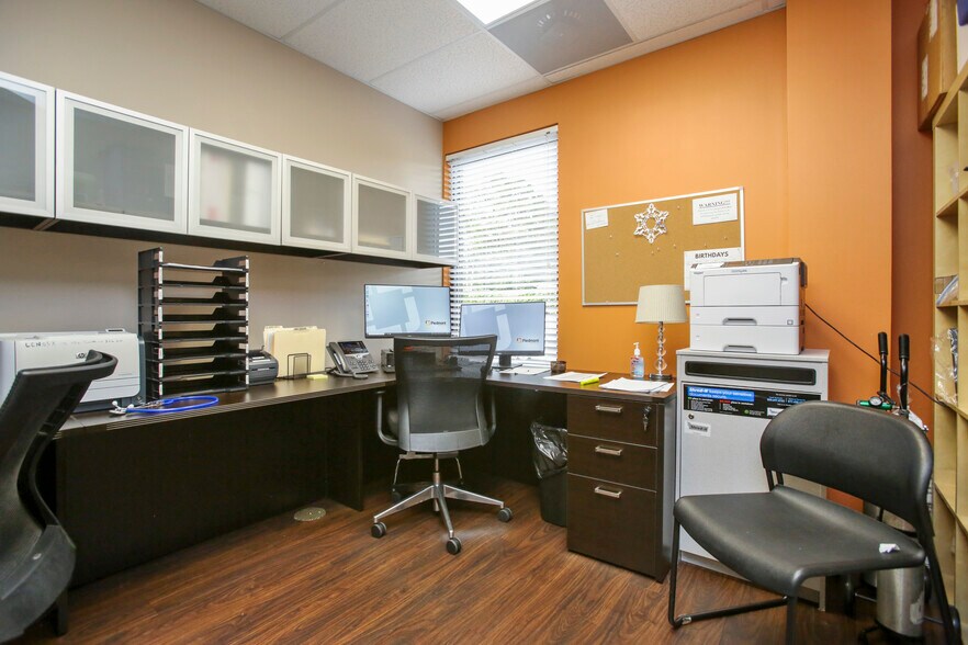 More Photos Of 12 Sammy McGhee Blvd, Jasper Office For Sale