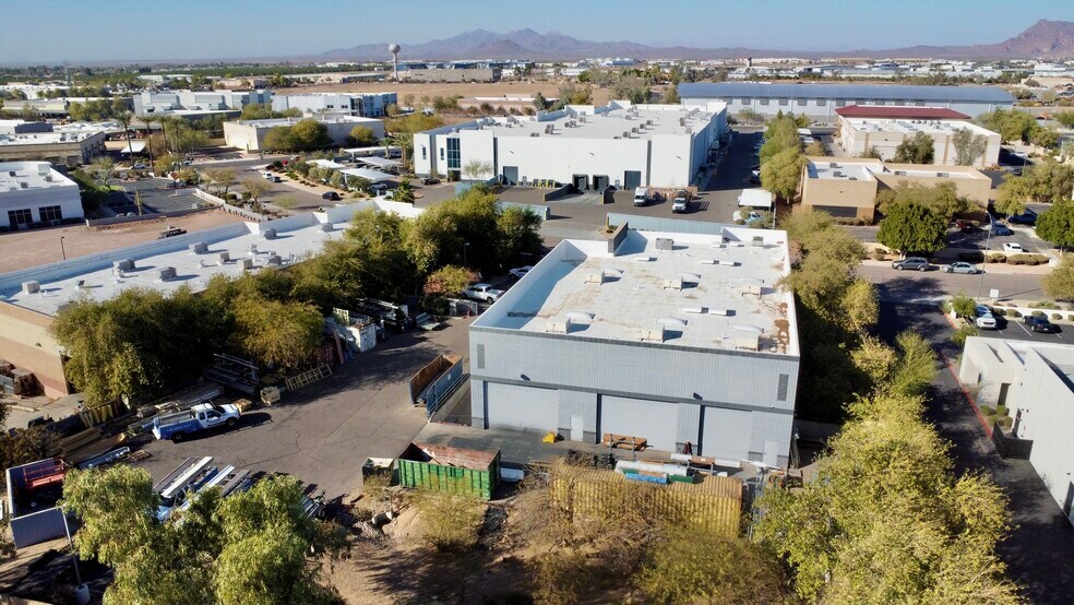 More Photos Of 4821 E Indigo St, Mesa Distribution For Sale