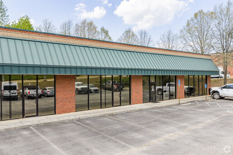 More Photos Of 5306 Palmero Ct, Buford Flex For Lease