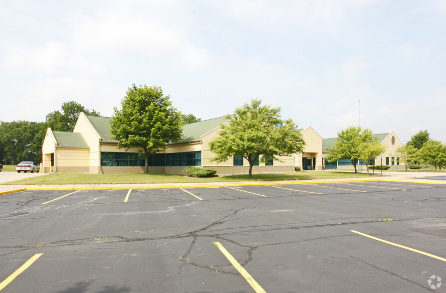 Primary Photo Of 10650 S Bennett Dr, Morrice Medical For Lease