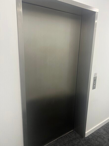 More Photos Of 6-18 Fordham Rd, Allston Manufacturing For Lease