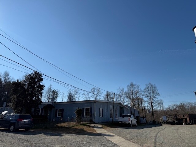 More Photos Of 2729 Ossipee Front St, Elon Truck Terminal For Sale