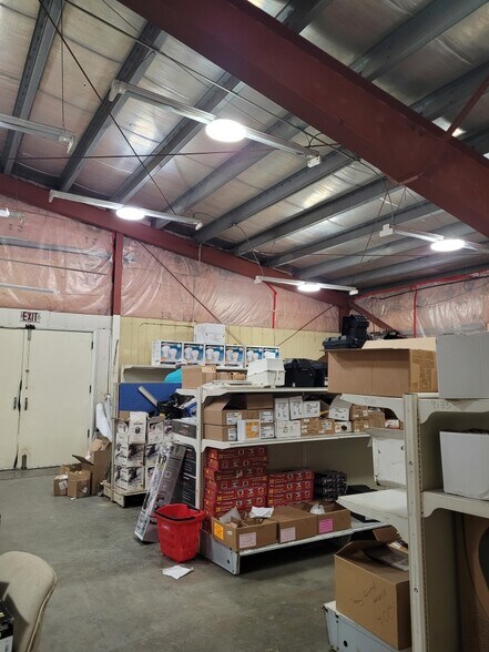 More Photos Of 3013 Pegar Road, Fairbanks Auto Repair For Sale